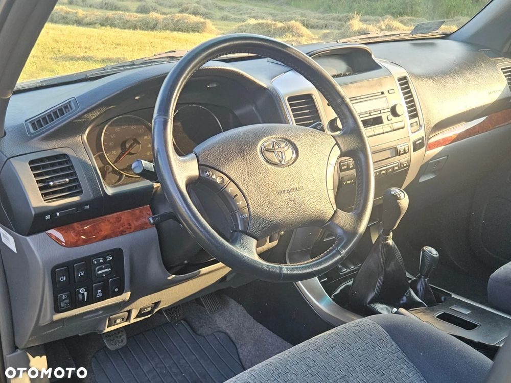 Toyota Land Cruiser 3.0 D Luna Comfort - 6