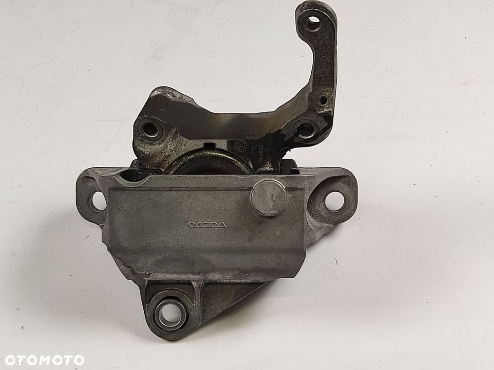 VOLVO XC40 2.0T T4 17-21r Poduszka Silnika Skrzyni - 3
