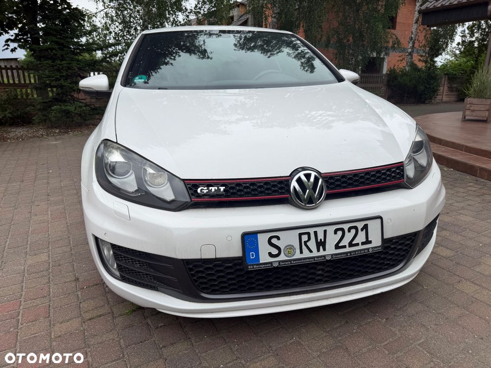 Volkswagen Golf 2.0 GTI adidas - 16