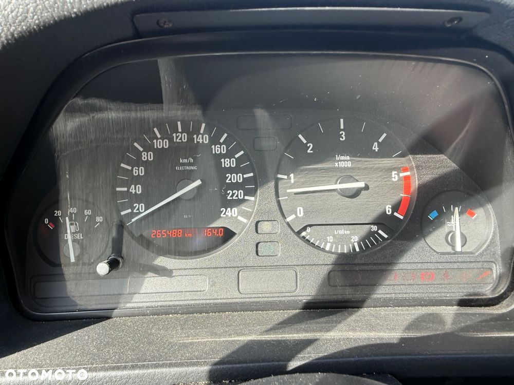 BMW Seria 5 525tds - 12