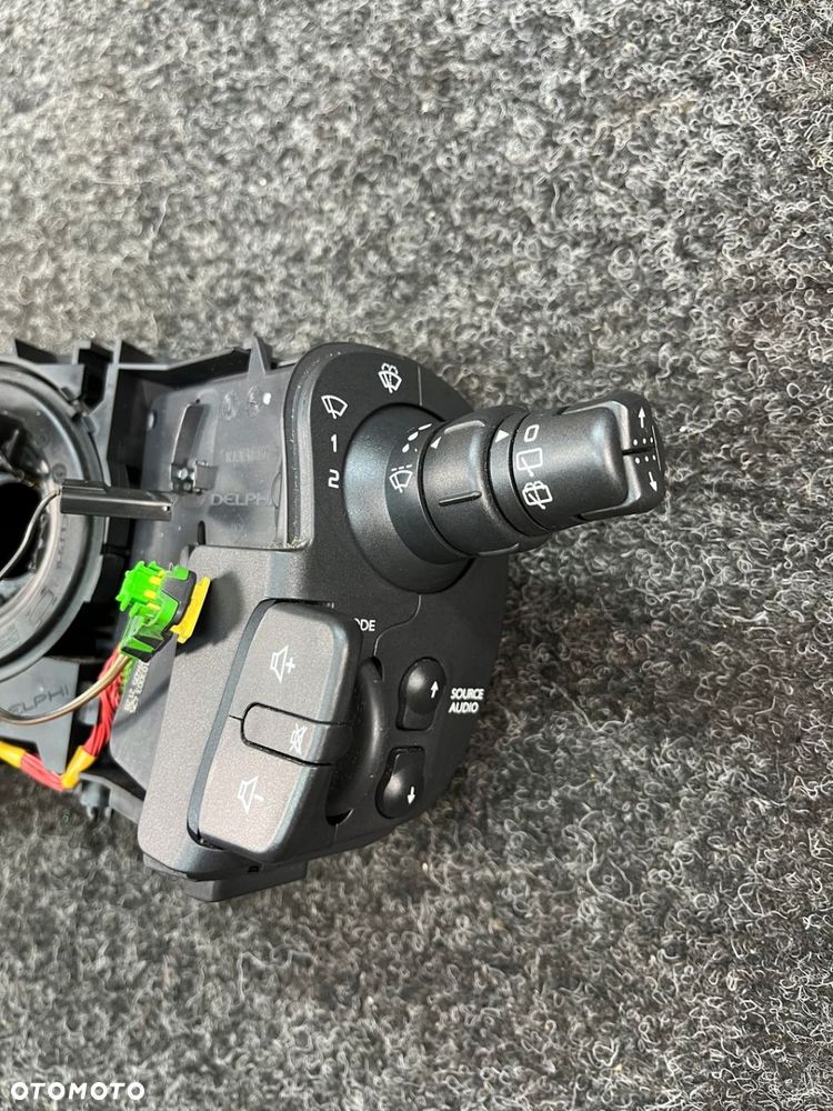 renault clio III przełącznik zespolony taśma 8200245438 - 2