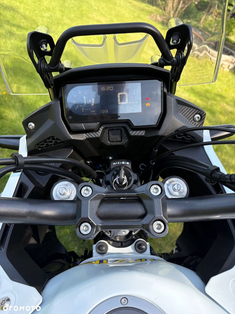 Honda CB - 16