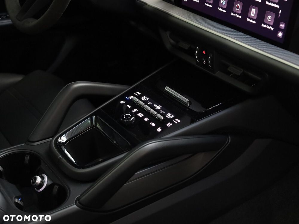 Porsche Cayenne - 11