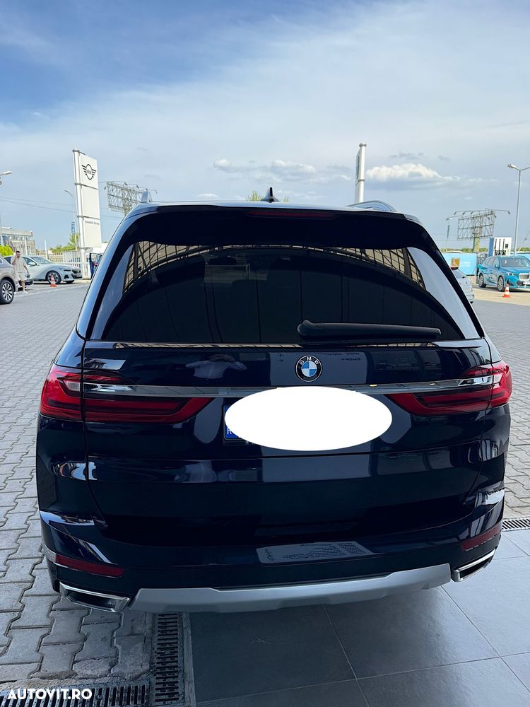 BMW X7 - 8
