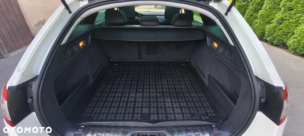 Peugeot 508 1.6 e-THP Allure S&S - 11