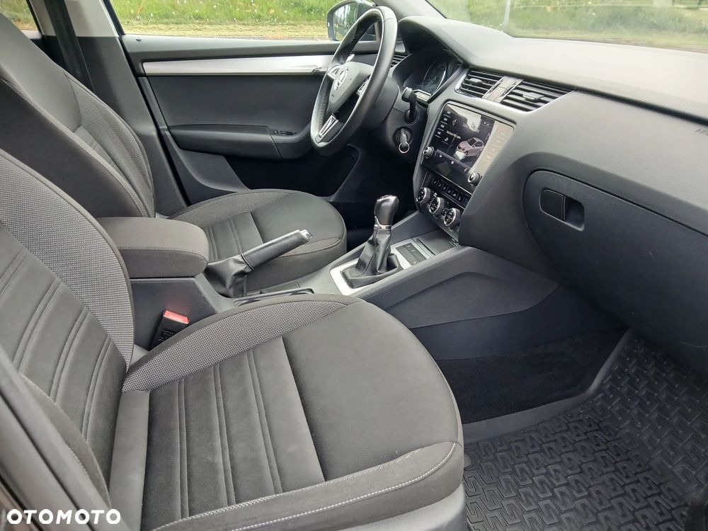 Skoda Octavia 1.5 TSI ACT Ambition - 15
