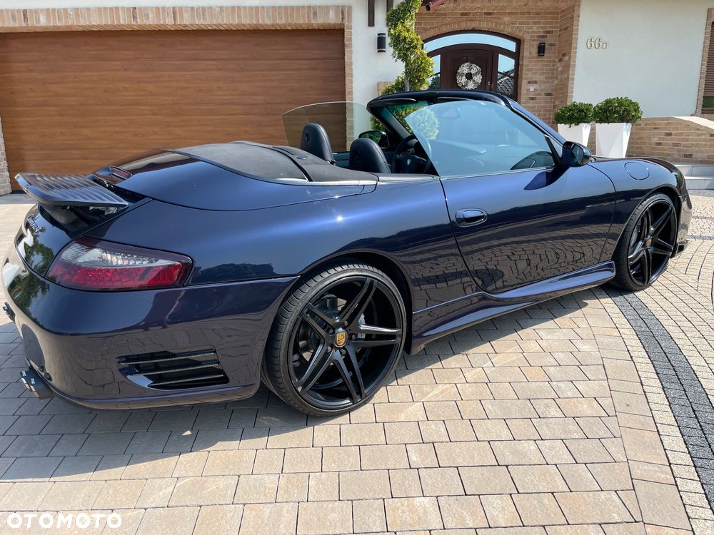 Porsche 911 - 18