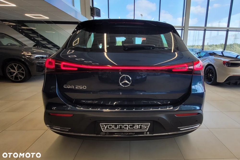 Mercedes-Benz EQA 250 66.5kWh Electric Art - 7