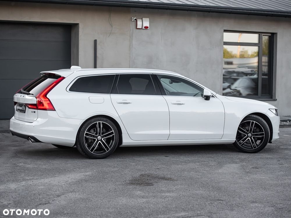 Volvo V90 D3 AWD Geartronic Inscription - 9