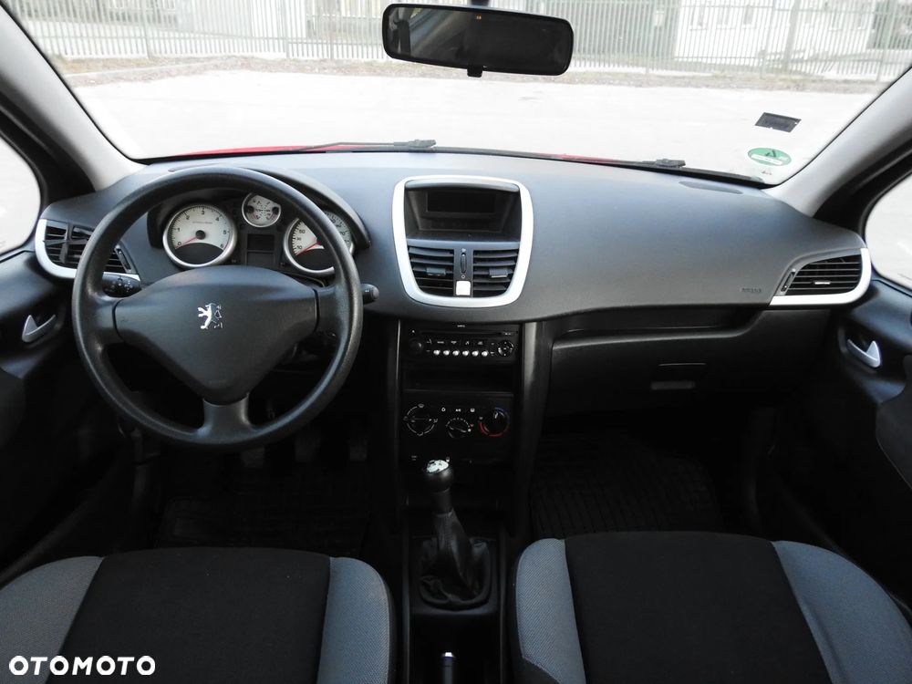Peugeot 207 90 HDi FAP (Blue Lion) Urban Move - 6
