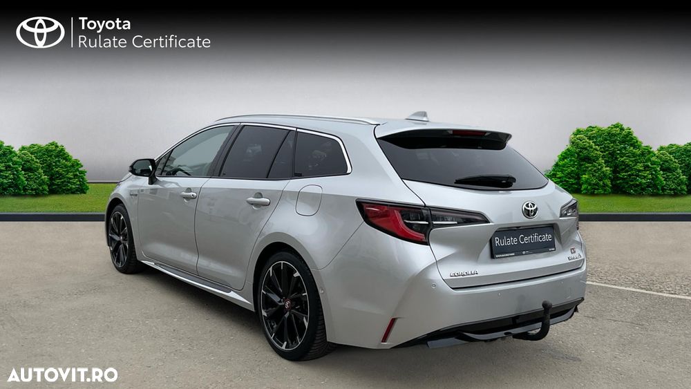 Toyota Corolla 2.0 HSD Exclusive Plus GR Sport Bi-Tone - 6