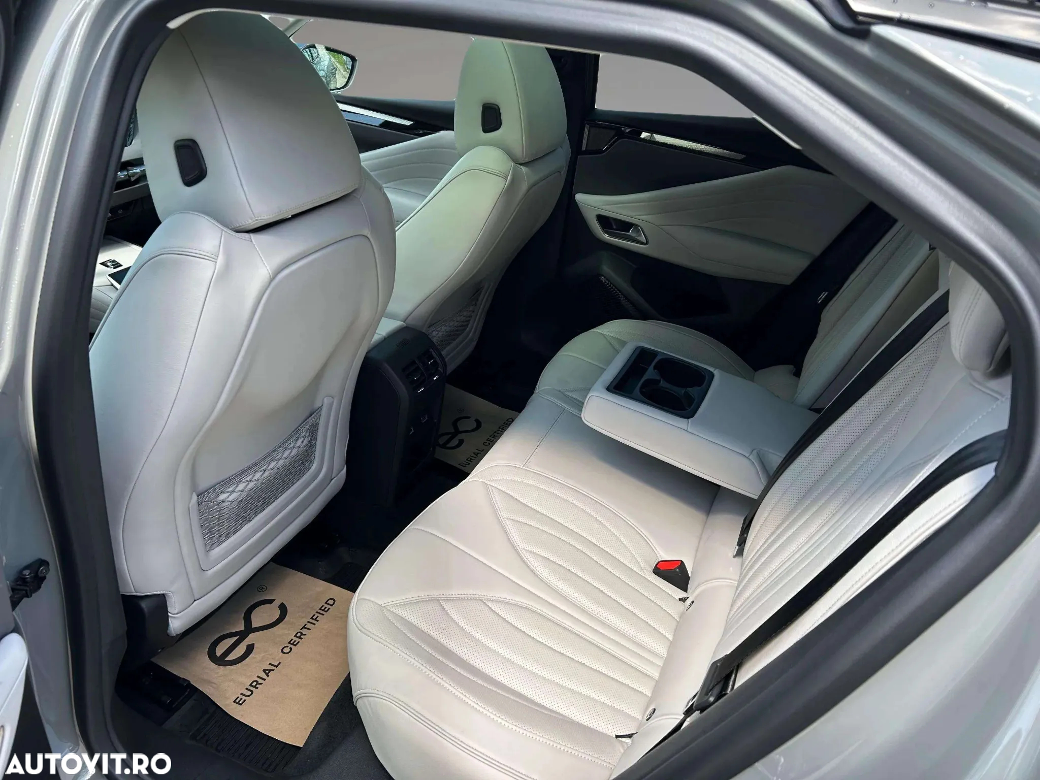 DS Automobiles DS 4 DS4 1.6 PHeV FWD 225 EAT8 ESPRIT DE VOYAGE - 9