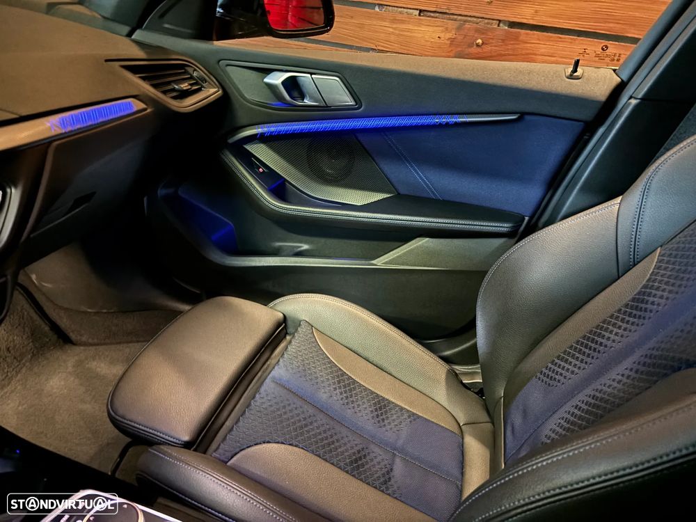 BMW 116 d Pack Desportivo M Auto - 6