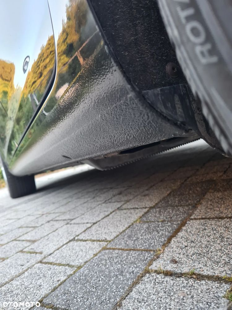 Volkswagen Golf 2.0 TDI DPF BlueMotion Technology MATCH - 34