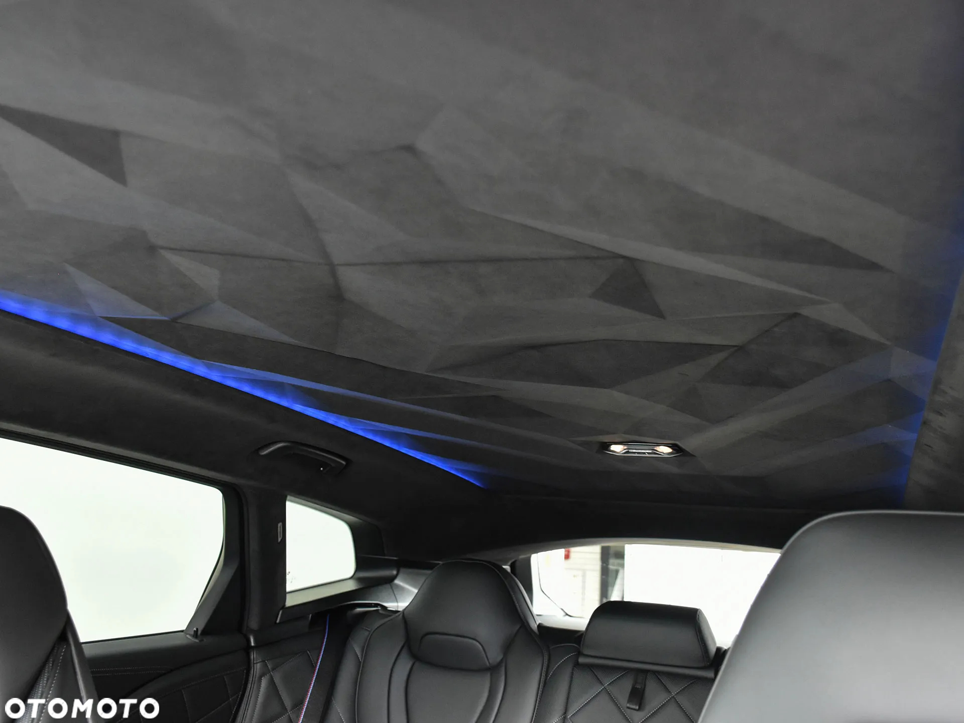 BMW XM 50e PHEV sport - 22
