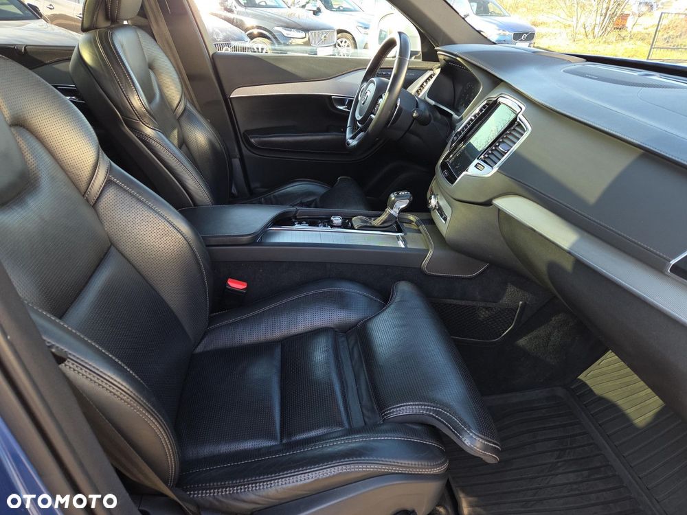 Volvo XC 90 T6 GPF AWD R-Design - 11