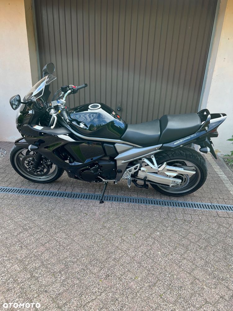 Suzuki GSX-F - Katana - 24