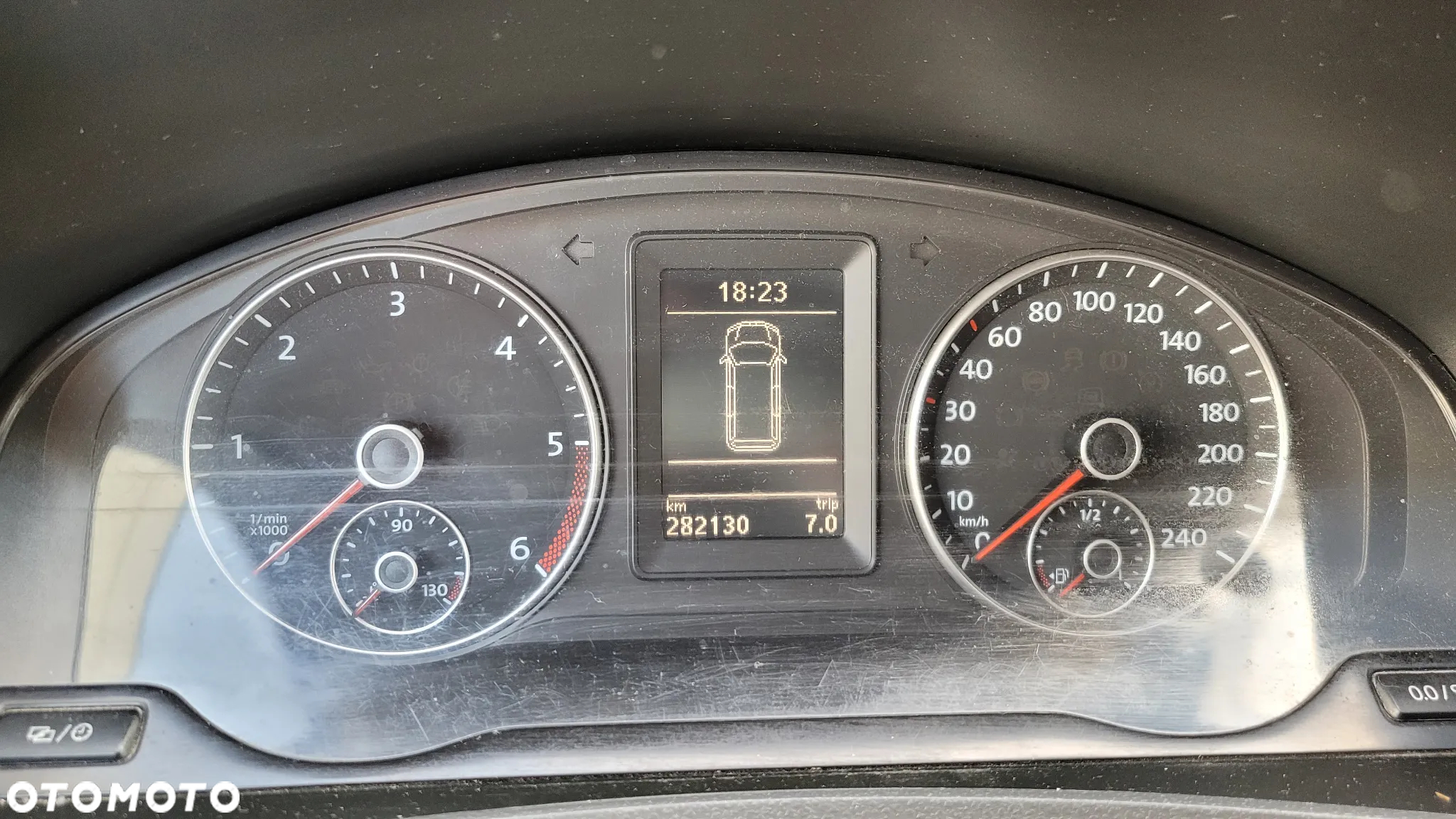 Volkswagen Transporter - 2