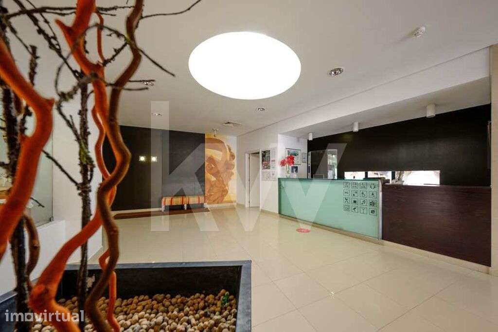 Hotel junto ao Santuário de Fátima | Em pleno funcionamento | Rentabil - Grande imagem: 2/40