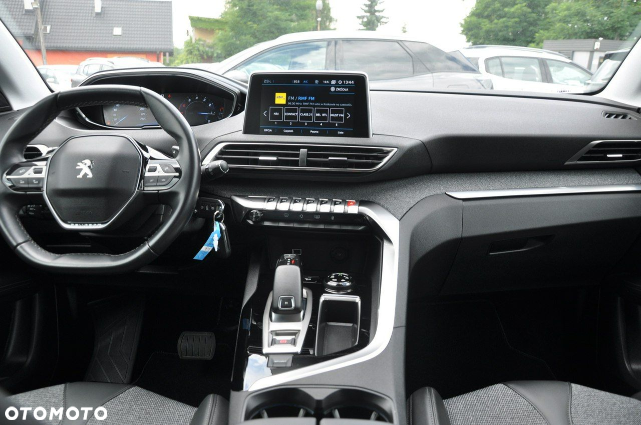 Peugeot 3008 1.2 PureTech Allure Pack S&S EAT8 - 21