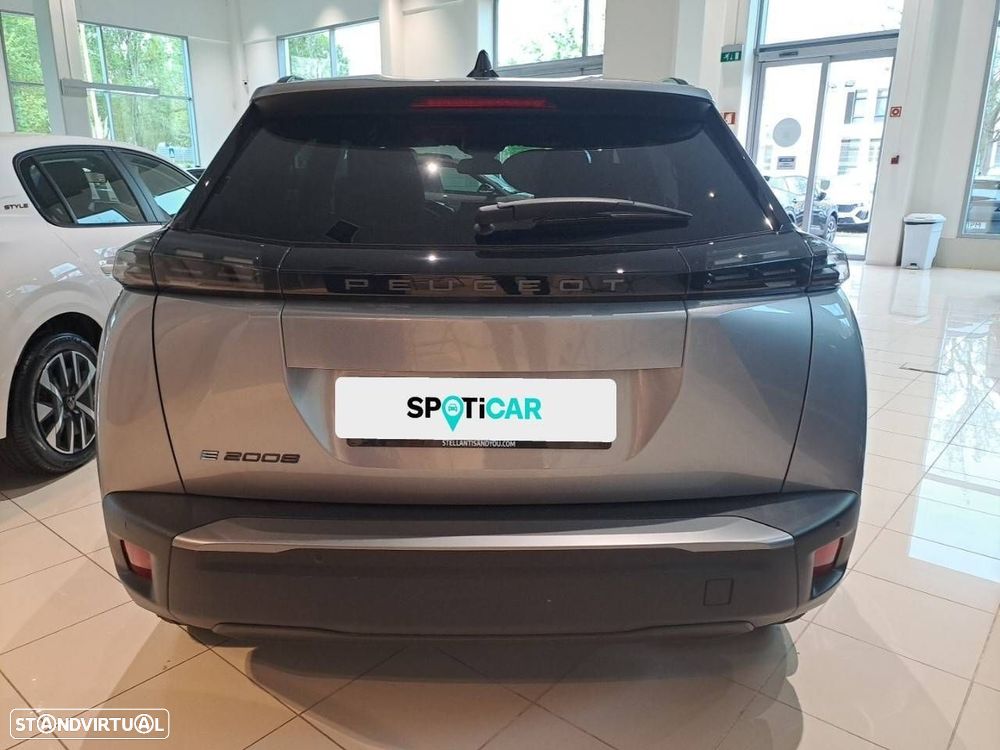 Peugeot 2008 - 7