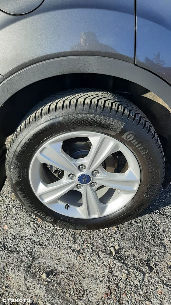 Ford Kuga 1.5 EcoBoost 2x4 Titanium - 34