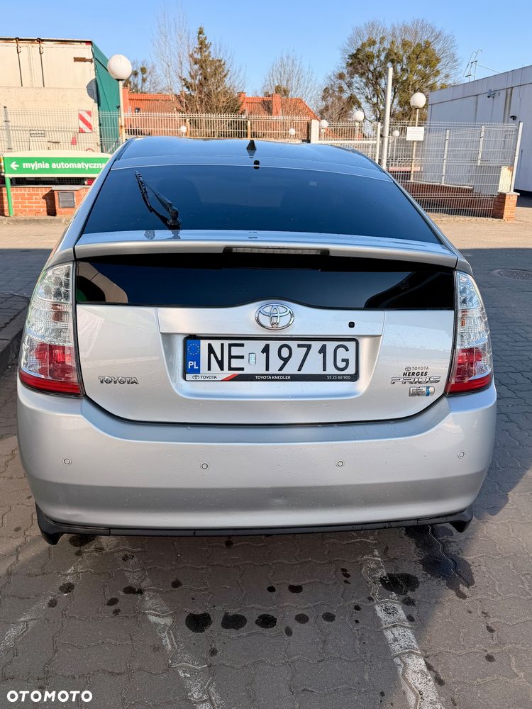 Toyota Prius 1.5 VVT-i Prestige - 7