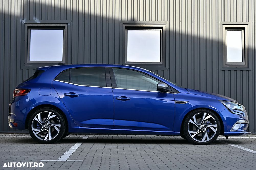 Renault Megane ENERGY TCe 205 EDC GT - 21