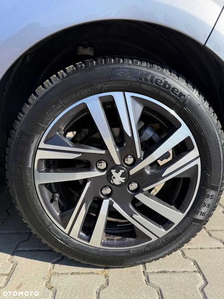 Peugeot 208 PureTech 100 Active Pack - 8