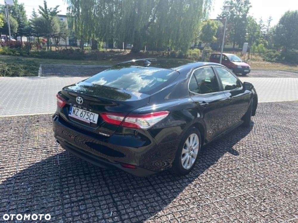 Toyota Camry 2.5 Hybrid Comfort CVT - 3