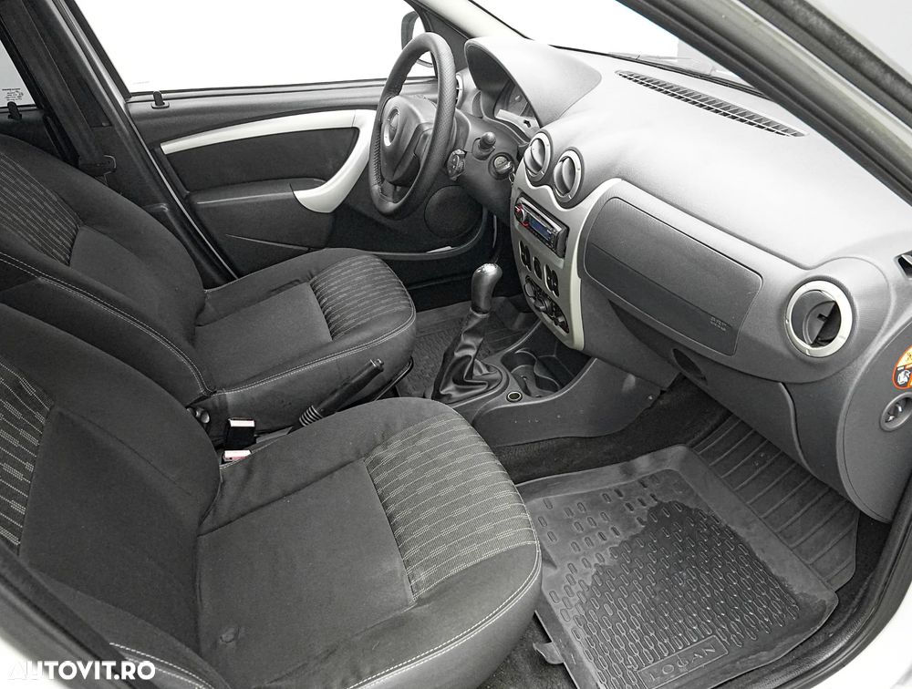 Dacia Logan 1.6 MPI Preference - 13