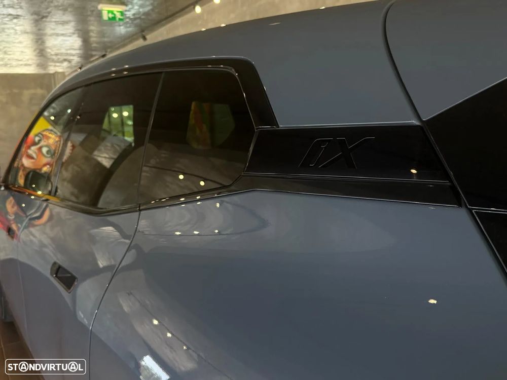 BMW iX xDrive 40 Pack Desportivo - 18