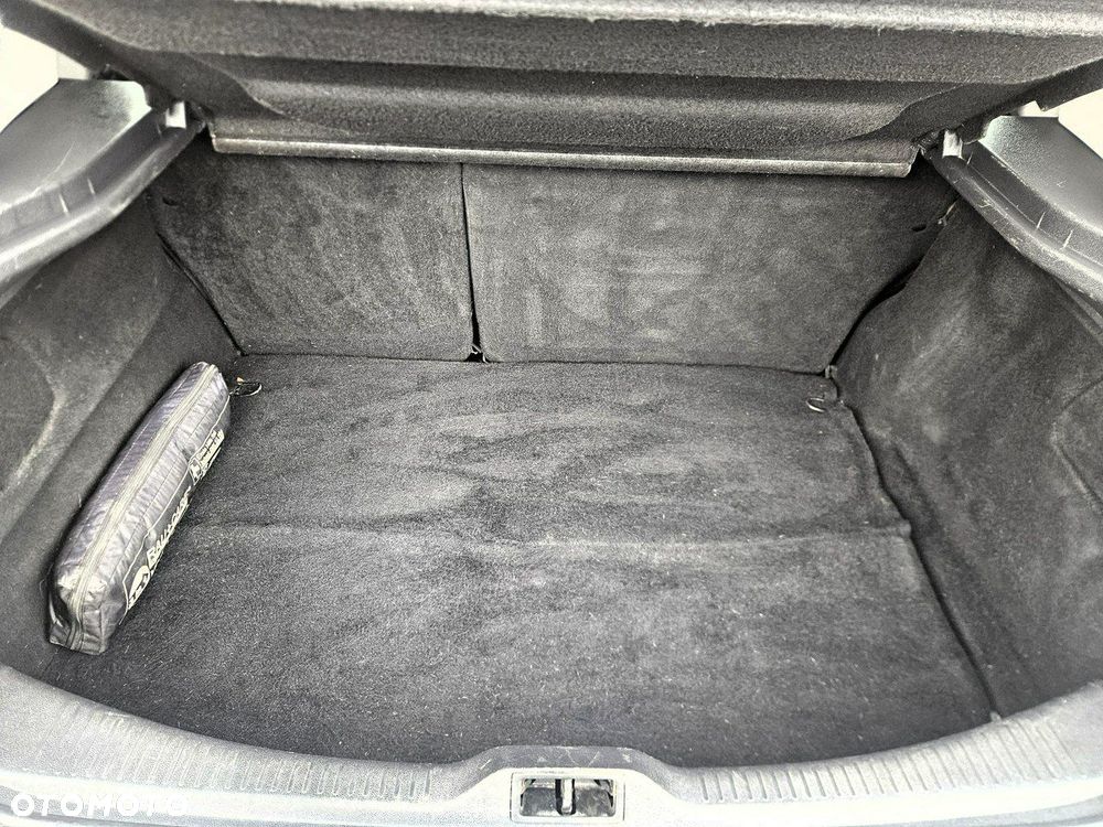 Renault Megane 1.6 16V 100 Authentique - 31