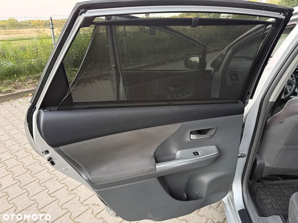 Toyota Prius+ - 16