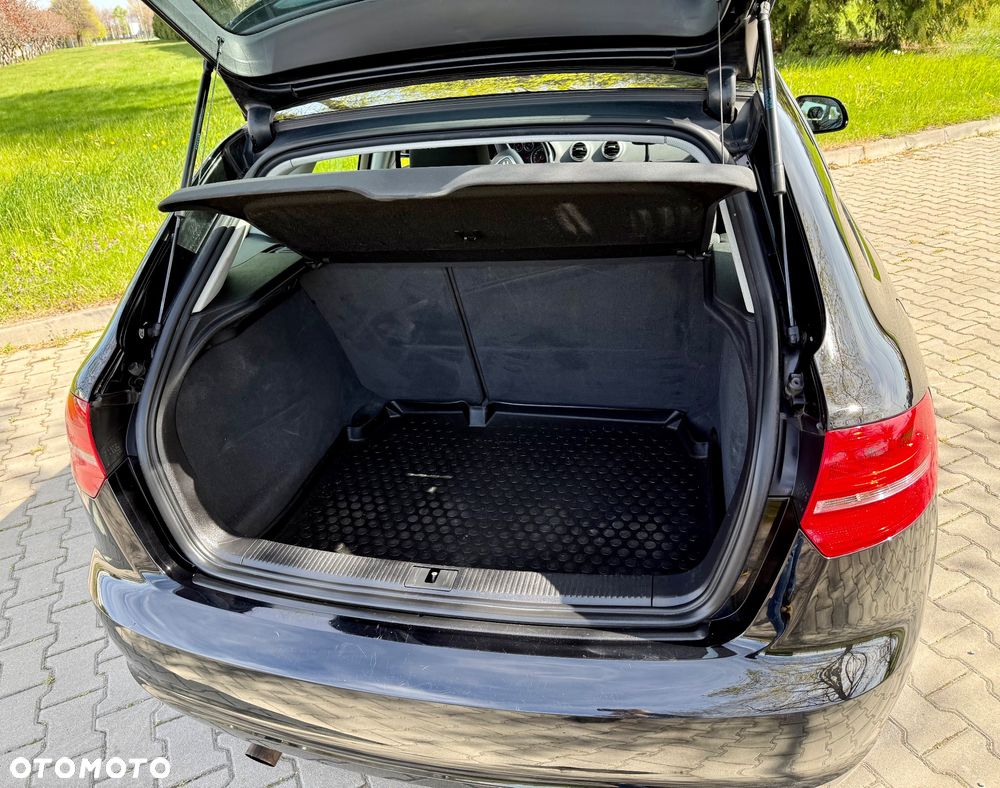 Audi A3 Sportback 1.6 Ambition - 8