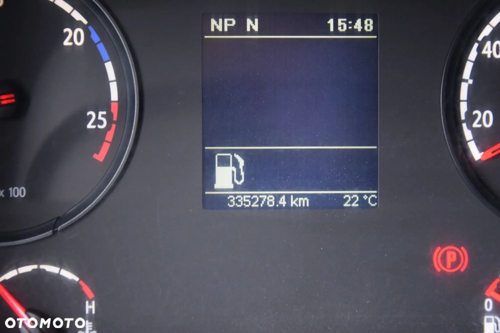 Scania P410 / 8x4 / EURO 6 / WYWROTKA / HYDROBURTA / AUTOMAT / KAMERA COFANIA / NAWIGACJA / HAK / NISKI PRZEBIEG / SERWISOWANY / SPROWADZONY - 34