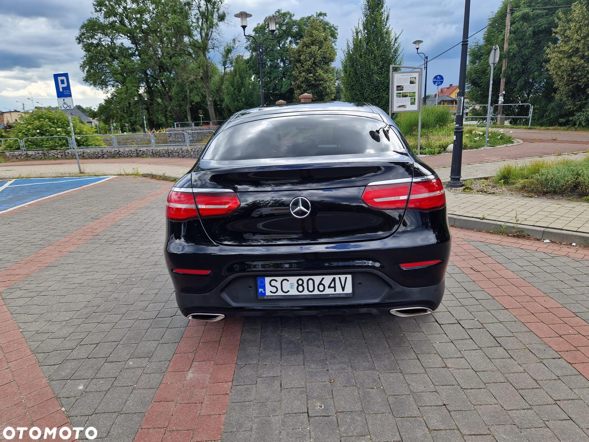 Mercedes-Benz GLC Coupe 250 4-Matic - 1