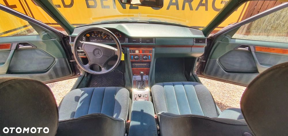 Mercedes-Benz W124 (1984-1993) - 12