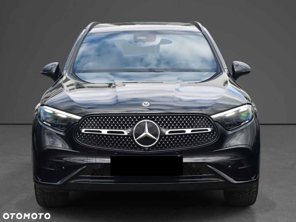 Mercedes-Benz GLC - 4