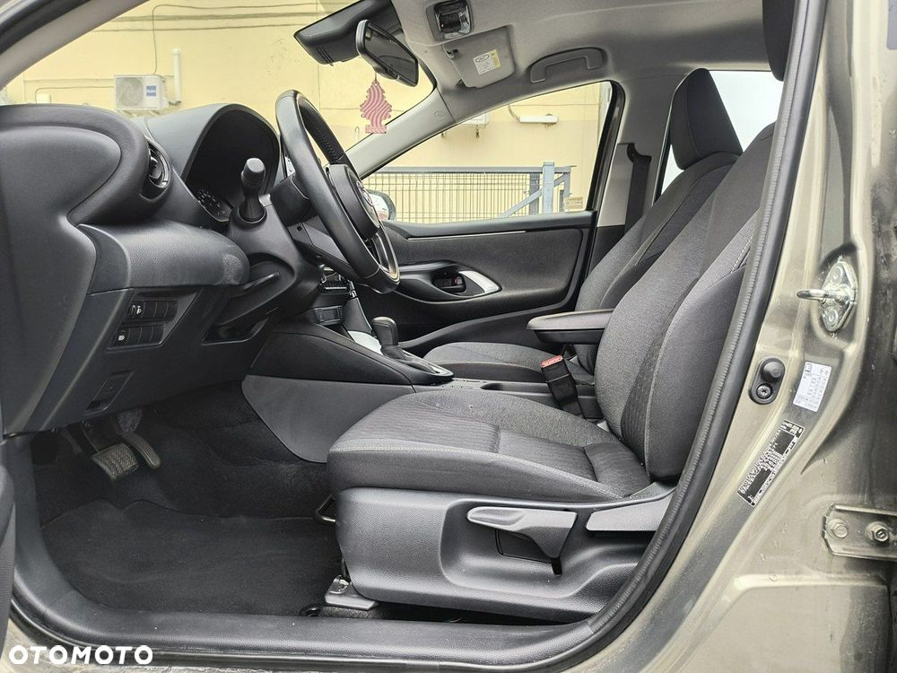 Toyota Yaris - 8
