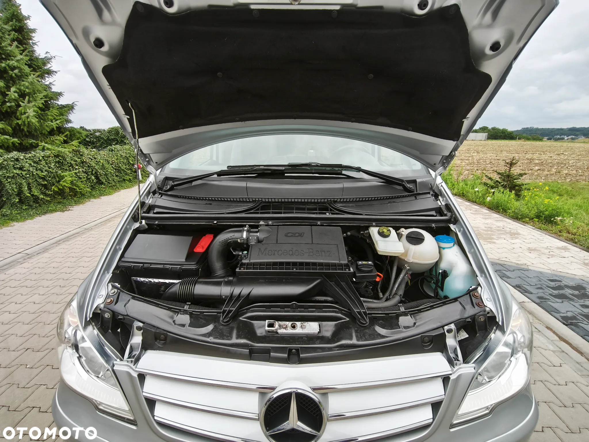 Mercedes-Benz Viano - 24