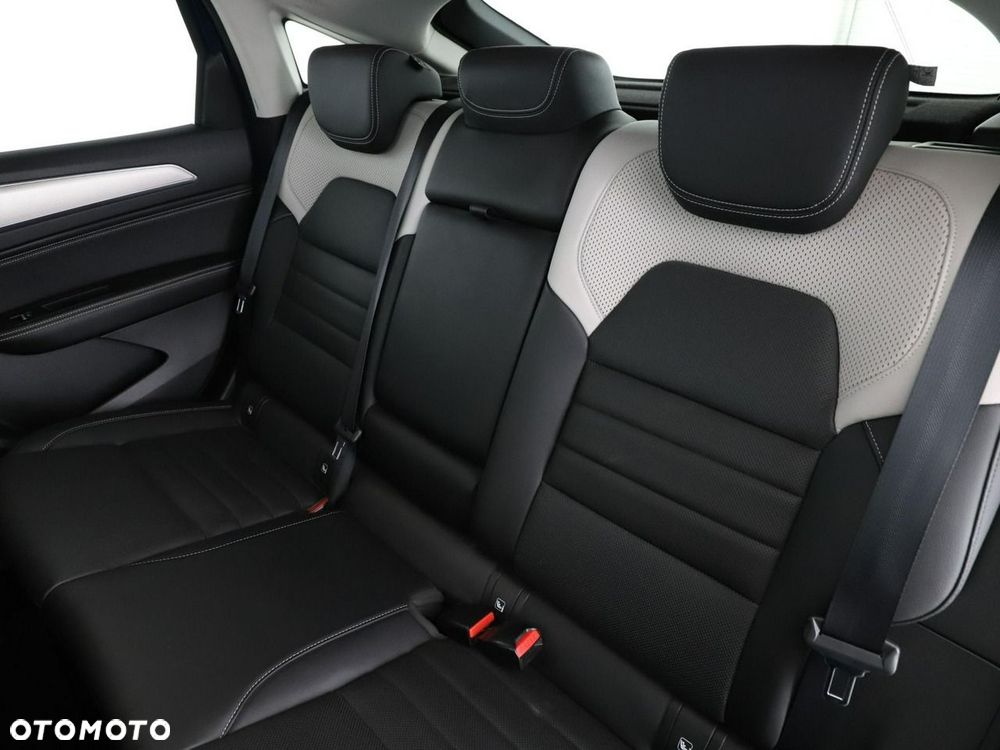 Renault Arkana E-TECH 145 INTENS - 18