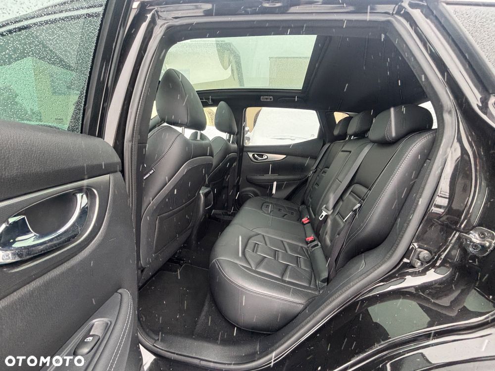 Nissan Qashqai 1.3 DIG-T TEKNA - 6