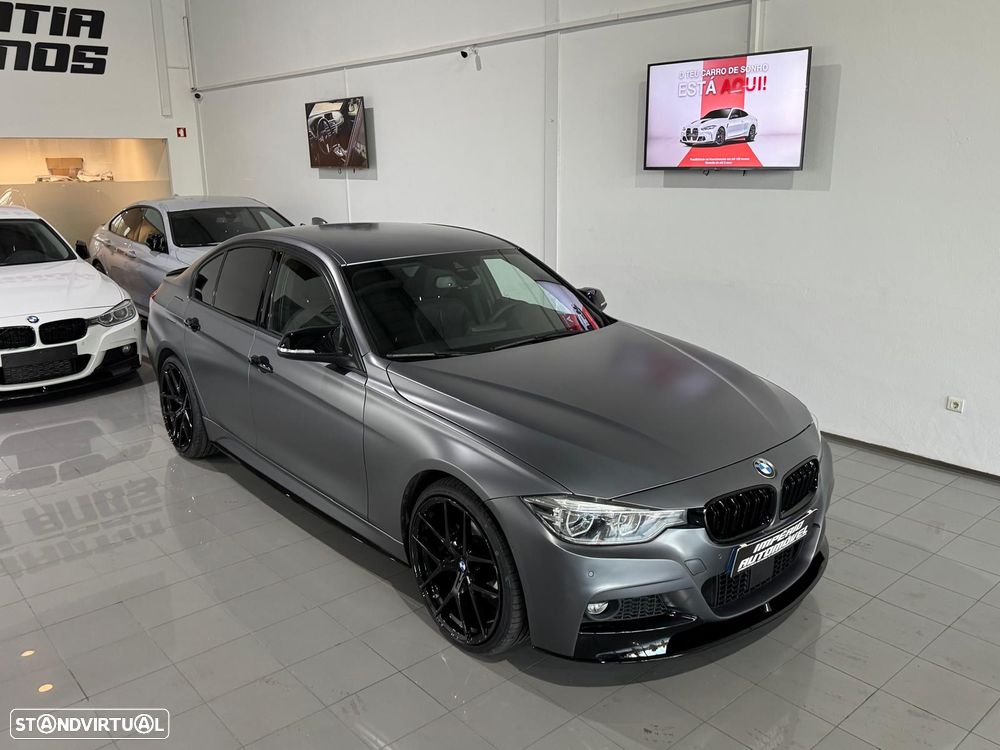 BMW 330 e iPerformance Pack M - 3