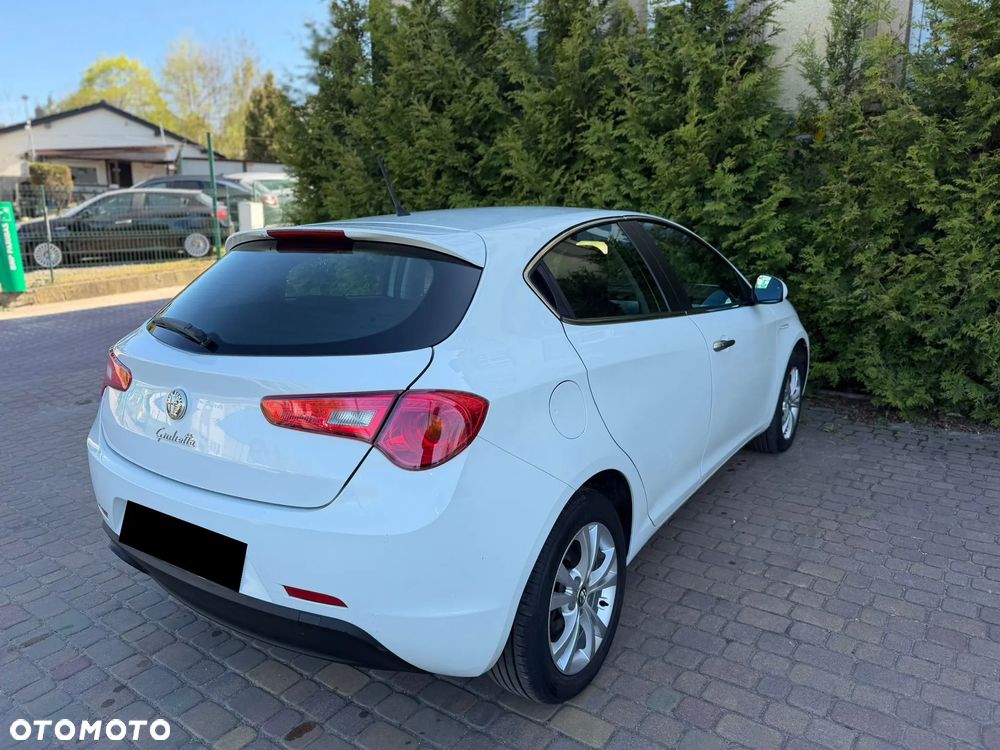 Alfa Romeo Giulietta 1.4 TB 16V Lusso - 15