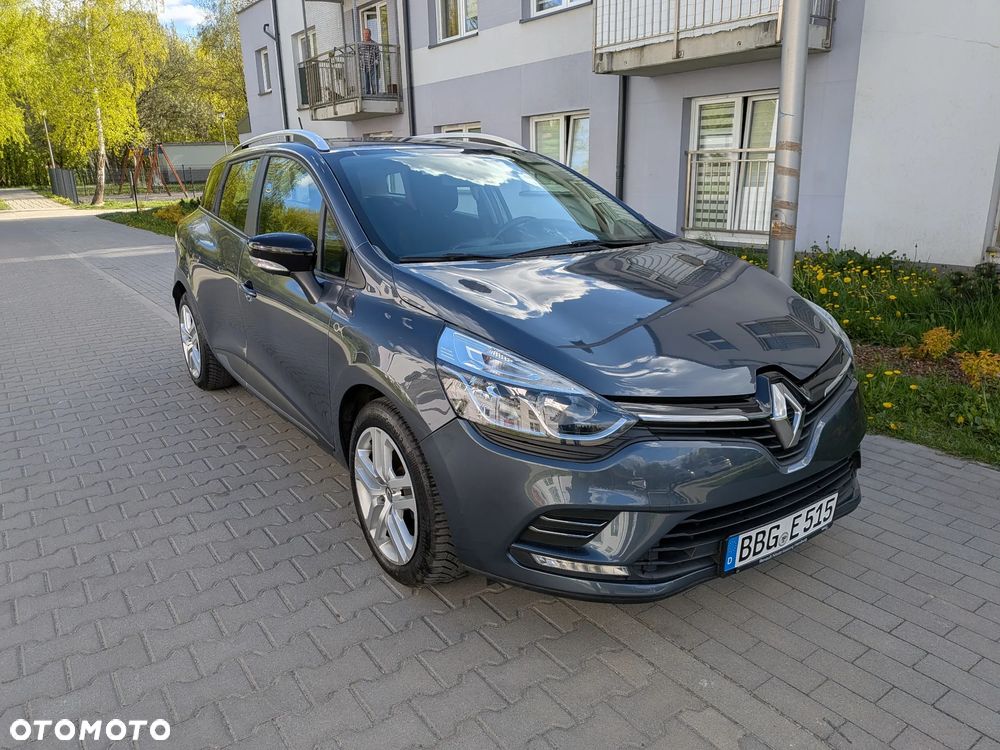 Renault Clio 1.2 16V 75 LIMITED - 30
