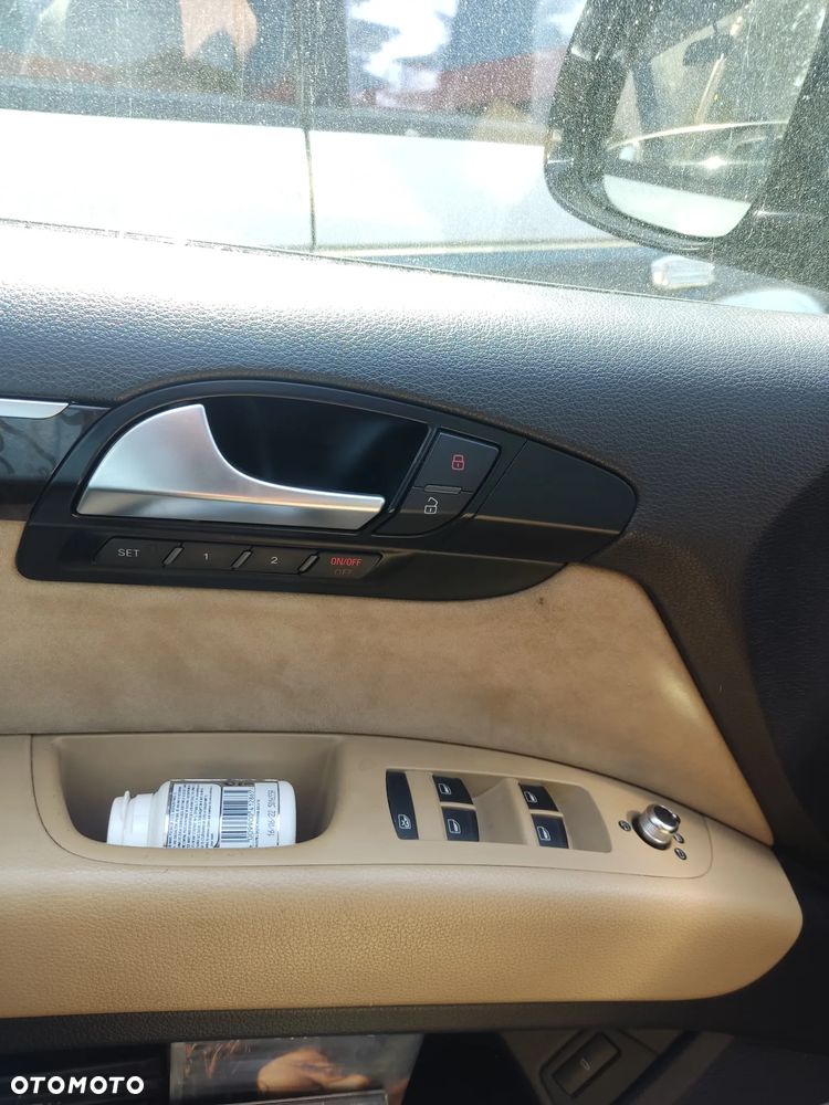 Audi Q7 3.0 TDI DPF Quattro Tiptronic - 9