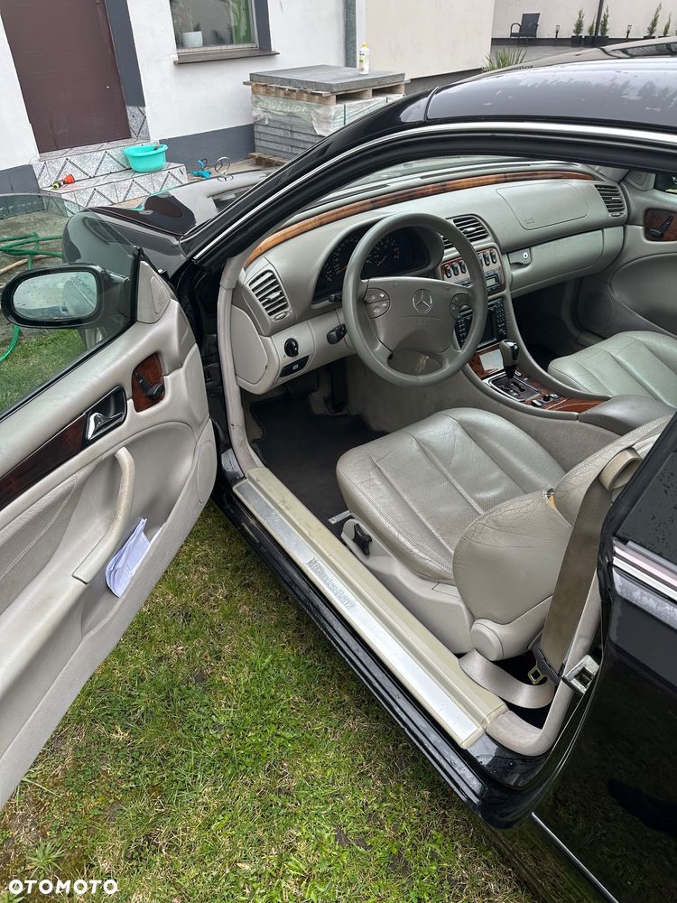 Mercedes-Benz CLK 320 Avantgarde - 2