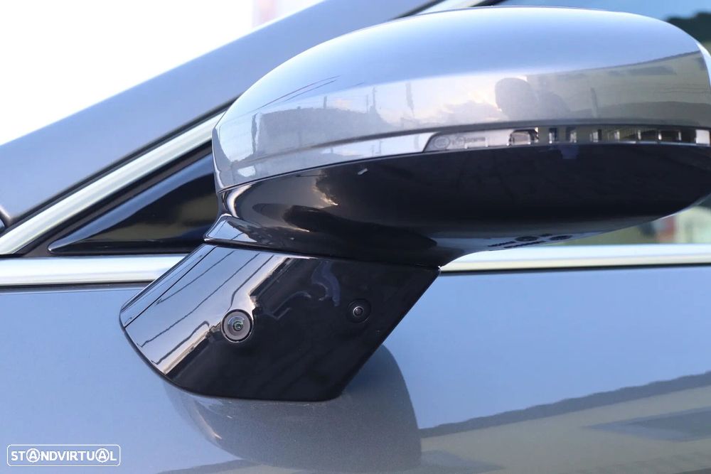 Xpeng P7i 86.2 kWh Long Range - 5
