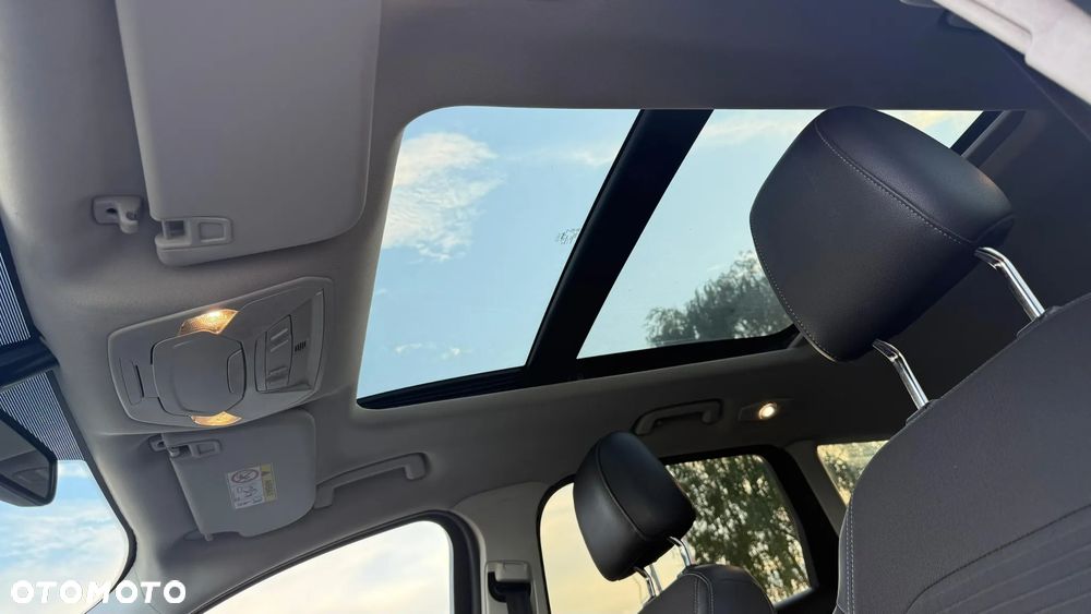 Ford Kuga 2.0 TDCi AWD Titanium - 27